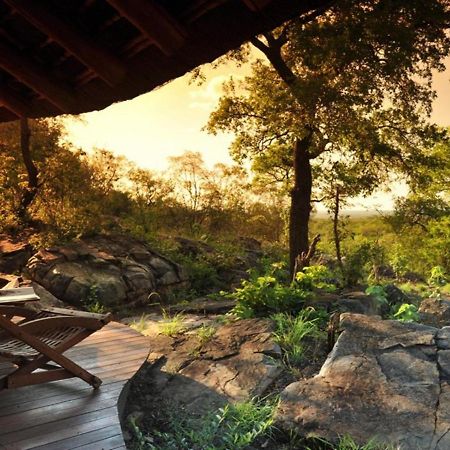 Buffalo Ridge Safari Lodge Reserva de Madikwe Exterior foto