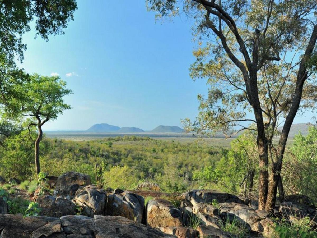 Buffalo Ridge Safari Lodge Reserva de Madikwe Exterior foto